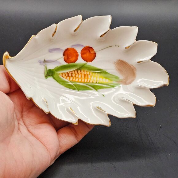 Japanese Porcelain Leaf Dish Plate Corn Cherries Gold Trim Vintage Hand Painted - Picture 3 of 9